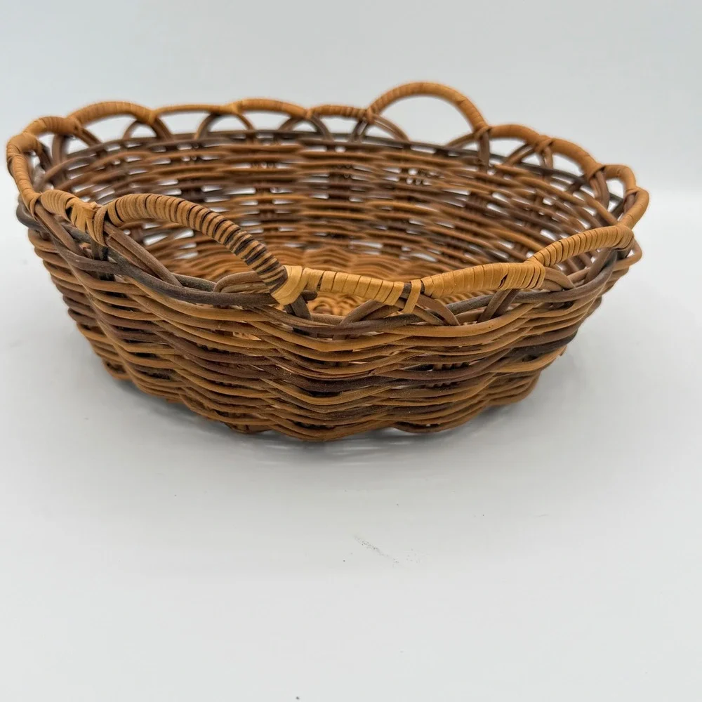 Vintage Scalloped Basket Woven Wicker Rustic Decor Cottagecore Boho Rustic
